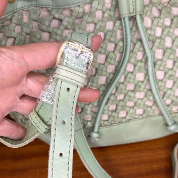 NWT Marta Ponti Genuine Leather Mint Green Woven Shoulder Bag - Picture 2 of 9